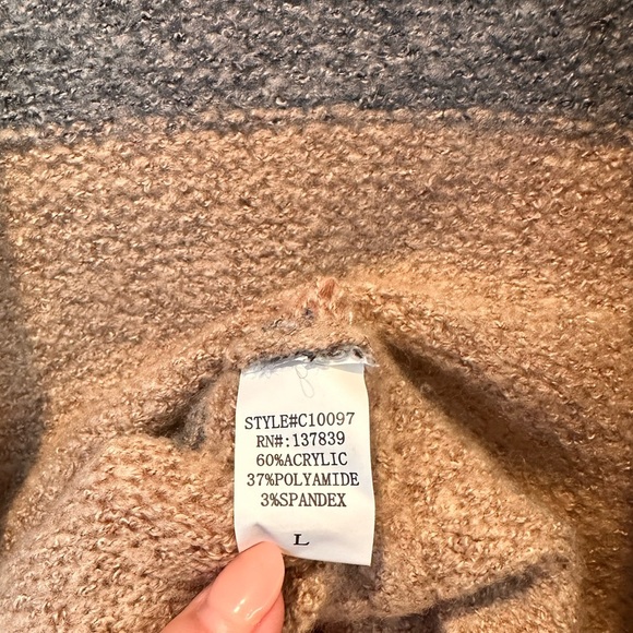 Dreamers Cozy Striped Cardigan in Neutral Hues - Picture 2 of 4